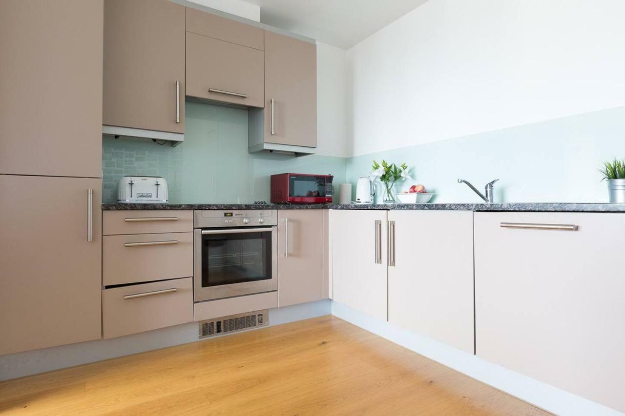 לונדון Modern 1 Bedroom Apartment In E1 With Great Views מראה חיצוני תמונה