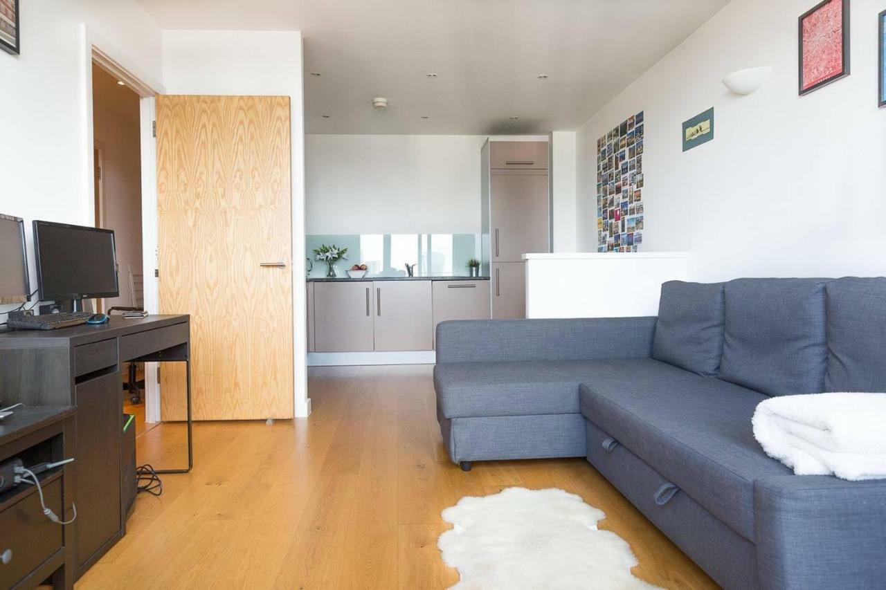 לונדון Modern 1 Bedroom Apartment In E1 With Great Views מראה חיצוני תמונה